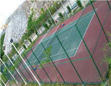 网球场围网的几种安装方式
